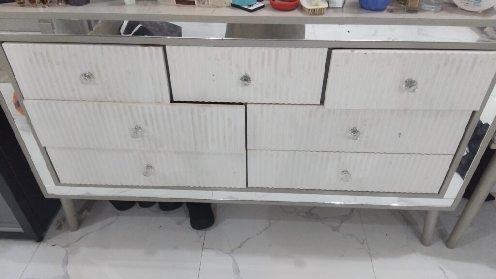 شركة الاسيوطي وشراء غرف نوم مستعملة بالرياض